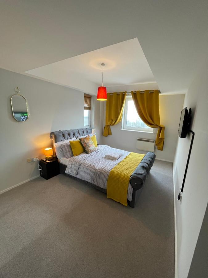 The Reflection Apartment , With River Thames View London Exterior photo